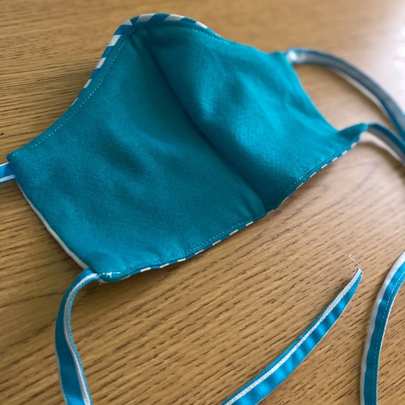 Resueable Blue/White Mask - Picture 2 of 2